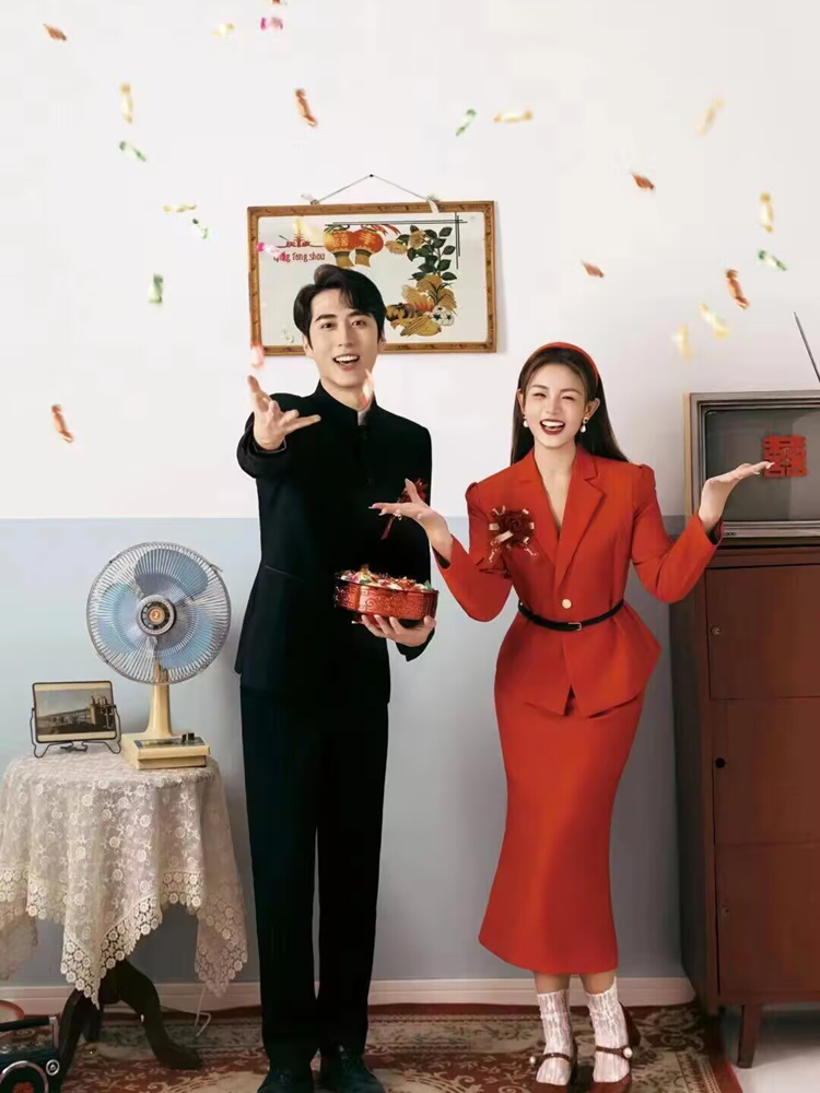 Photography Wedding - レトロカップル写真スタジオテーマ服香港スタイル80年代ブライズメイドカジュアルウェディングドレス民族衣装ステージ衣装