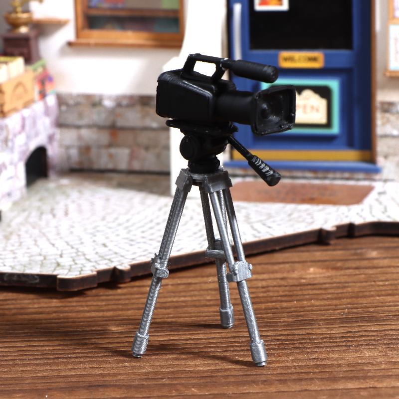 ミニビデオカメラ三脚モデル 1:12 スケールドールハウス写 - Photography Videography のレビューと価格