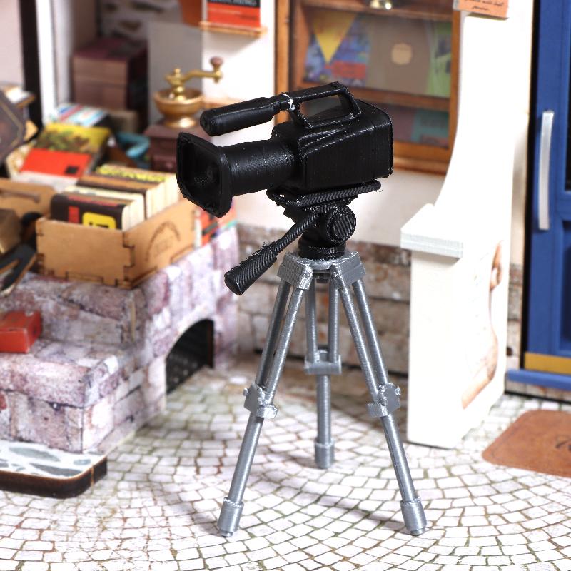 ミニビデオカメラ三脚モデル 1:12 スケールドールハウス写 - Photography Videos のレビューと価格
