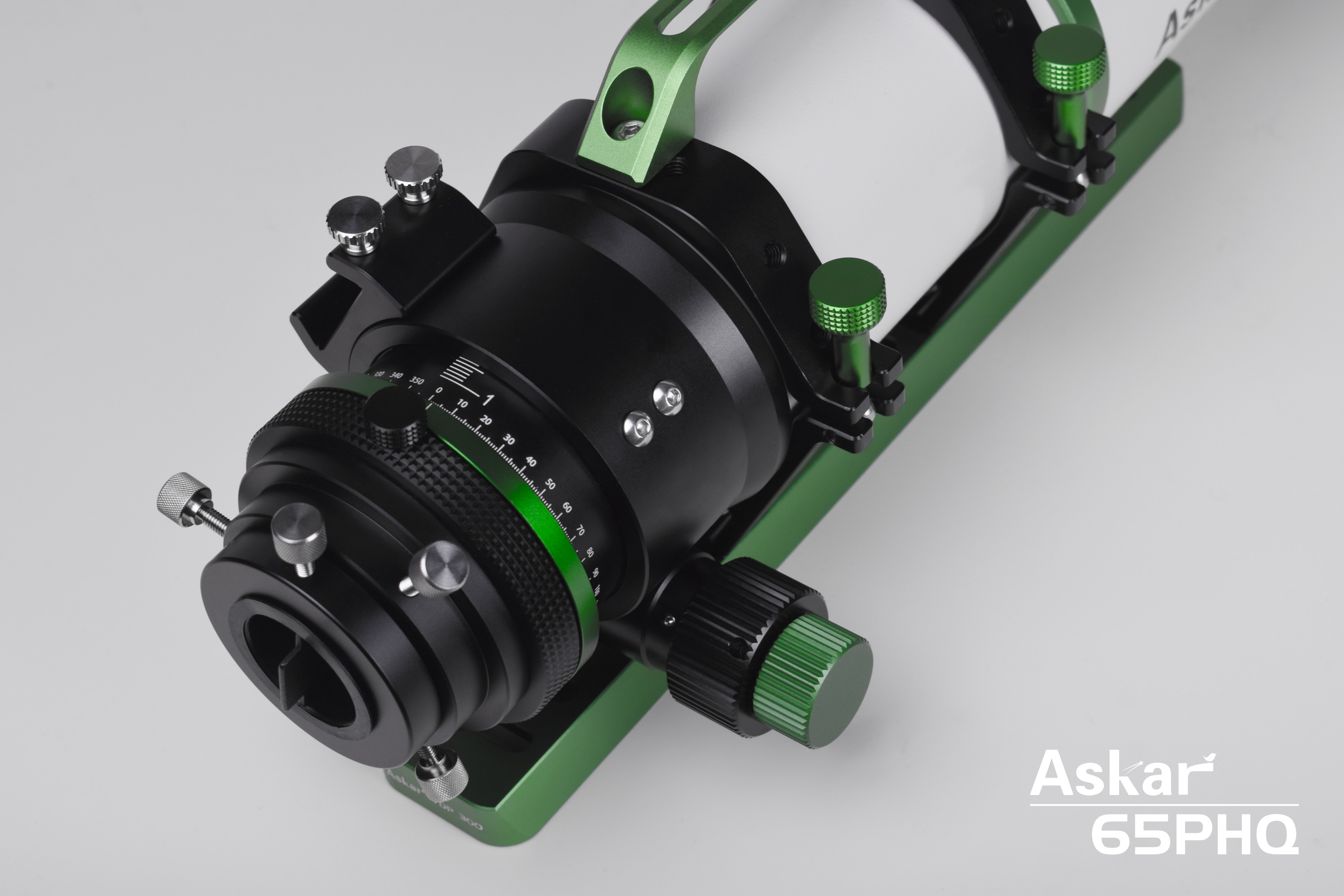 Askar 65PHQ f/6.4 五重天体フラットフィール - Photograph Ed のレビューと価格